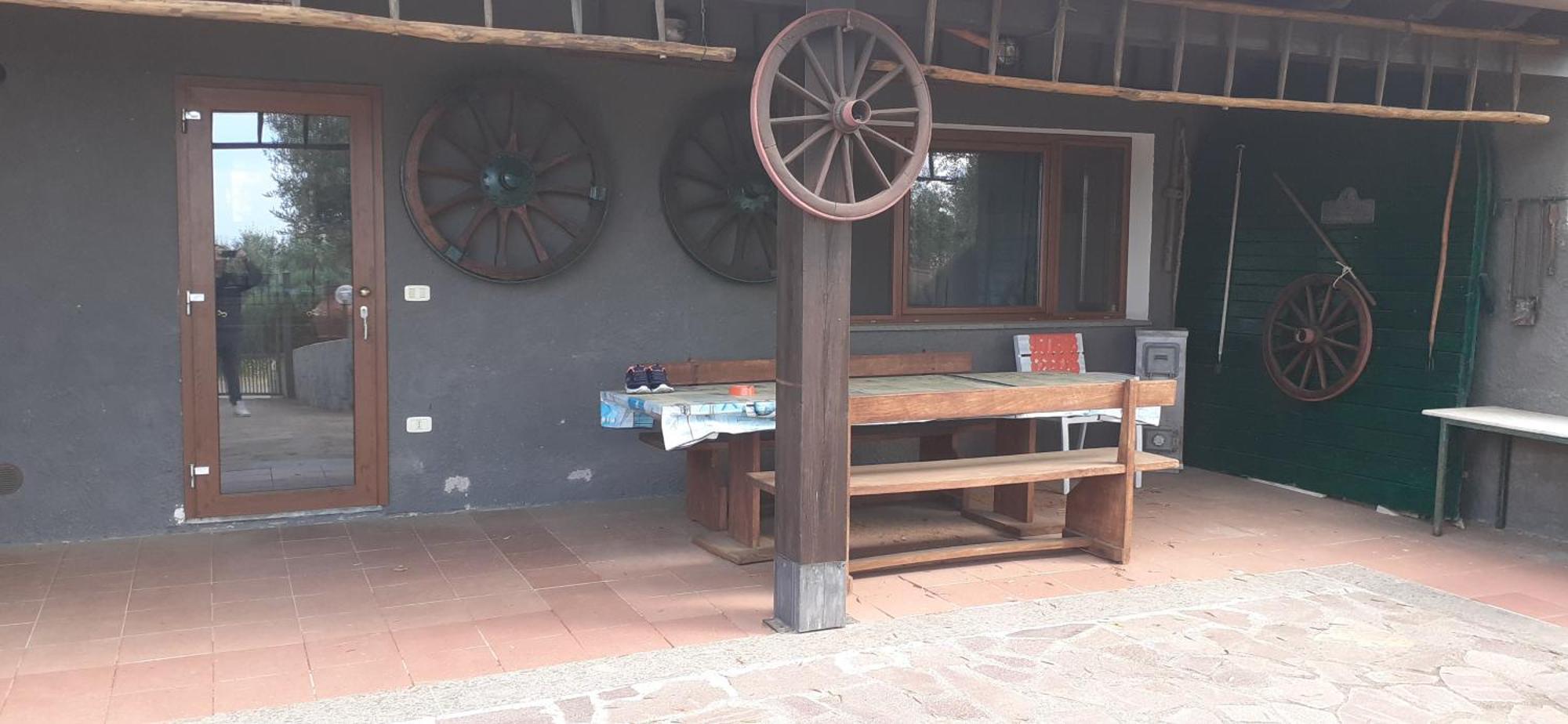 Bellavista Prile Bed & Breakfast กาส์ตีจลิโอเน เดลลา เปสกายา ห้อง รูปภาพ