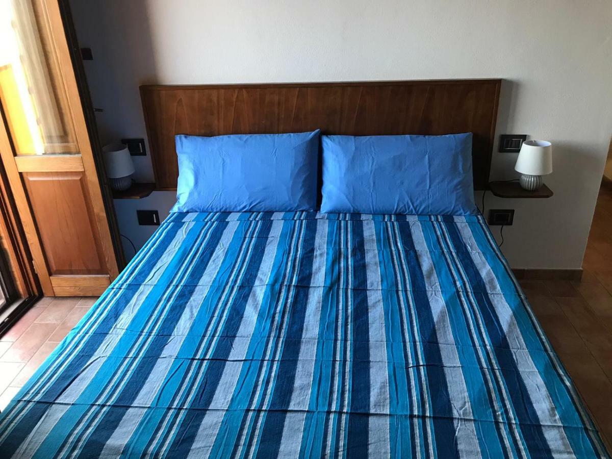 Bellavista Prile Bed & Breakfast กาส์ตีจลิโอเน เดลลา เปสกายา ห้อง รูปภาพ